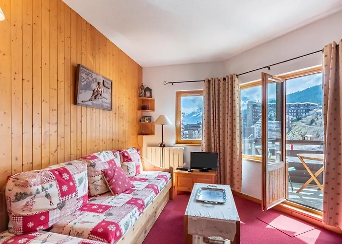 Bright Cocoon With Balcony And View On The Valley * 쿠쉐벨