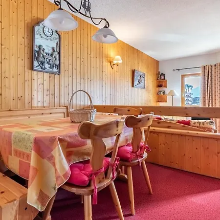 Lumineux Cocon Avec Balcon Et Vue Sur La Vallée * Courchevel