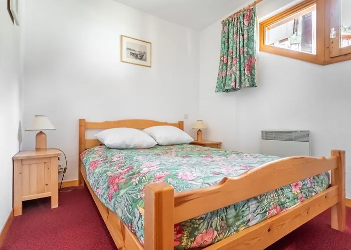 Bright Cocoon With Balcony And View On The Valley شقة